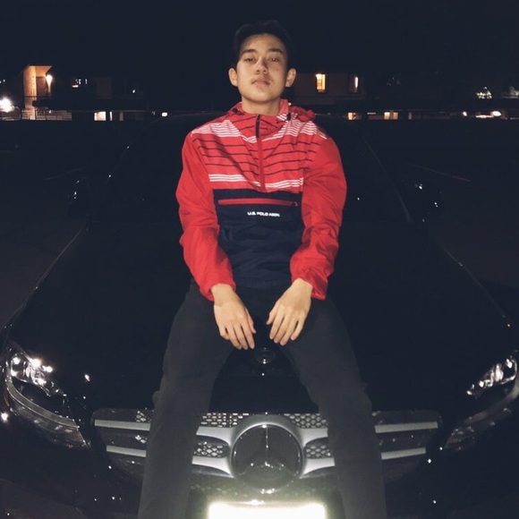 Meet your Posher, Peter - Picture 1 of 1